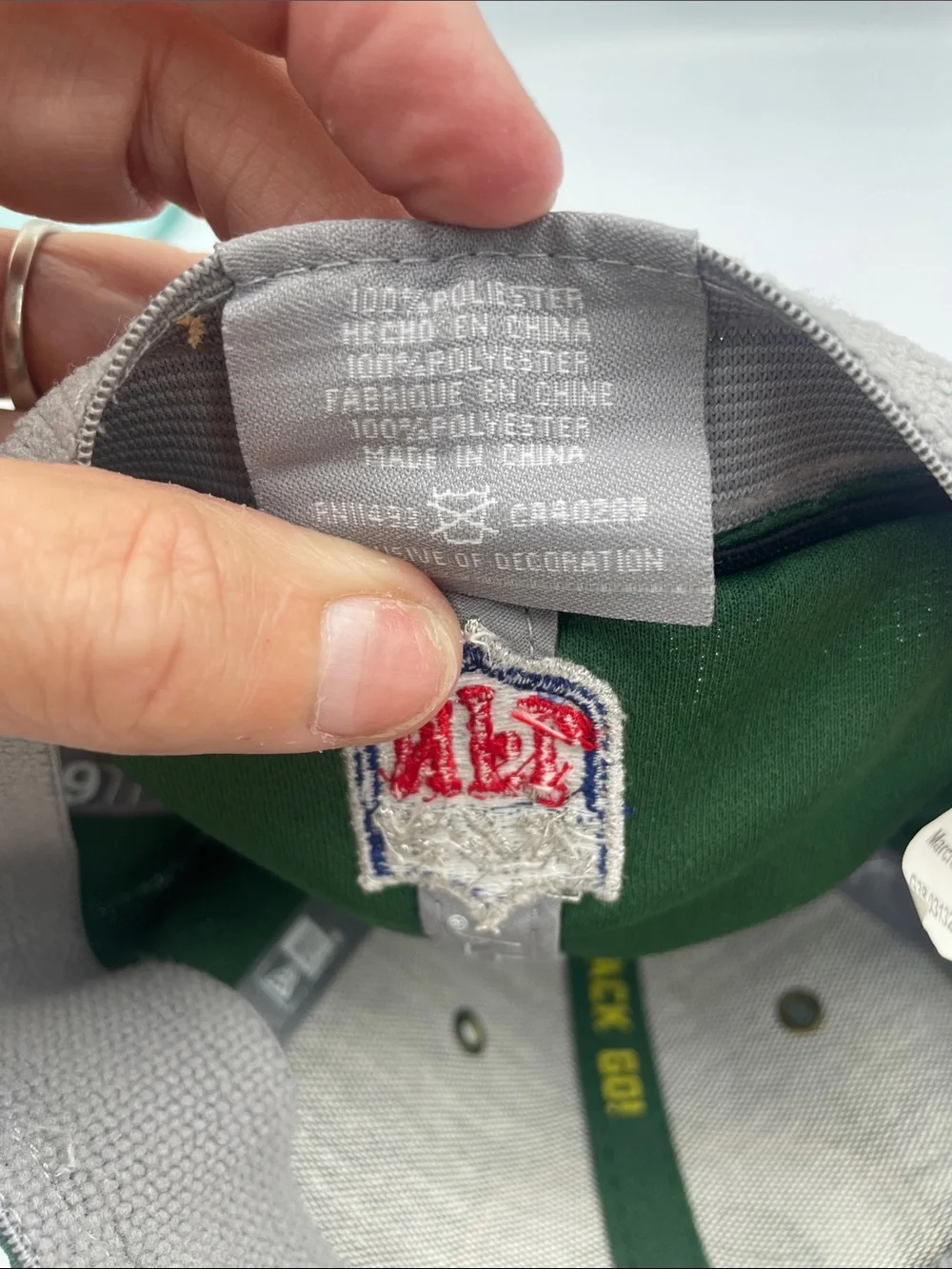 Green & Gold Youth Cap with Team Logo. NFL. New Era Cap Co. Packers. Preowned.